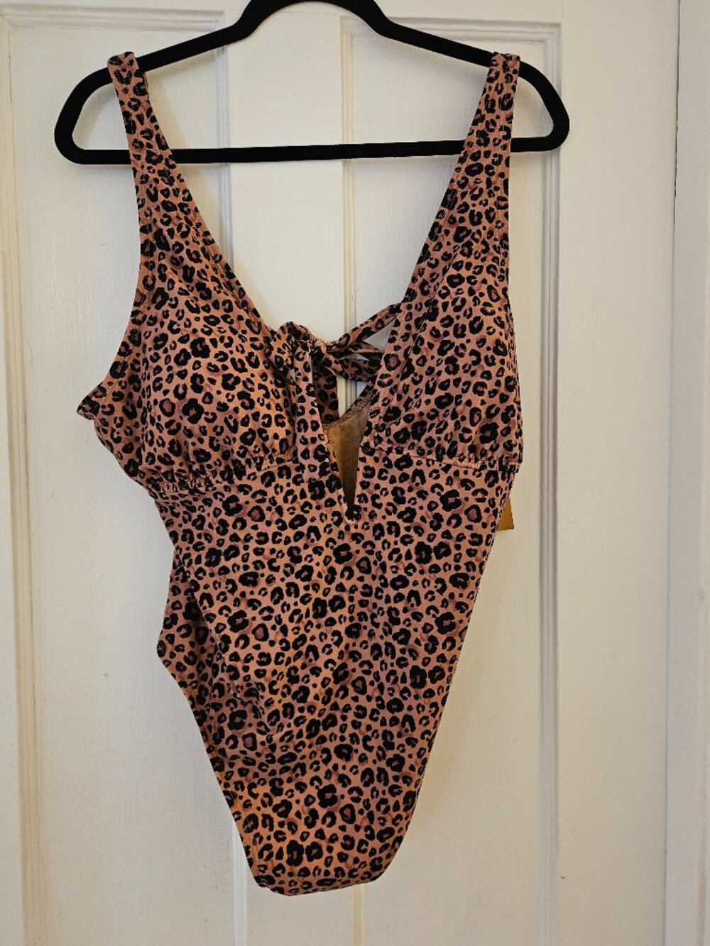 Leapard Print Shade & Shore One Piece size 16 with tags
